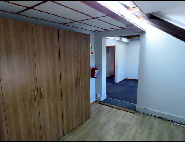 65M² OFFICE TO LET IN STELLENBOSCH CENTRAL